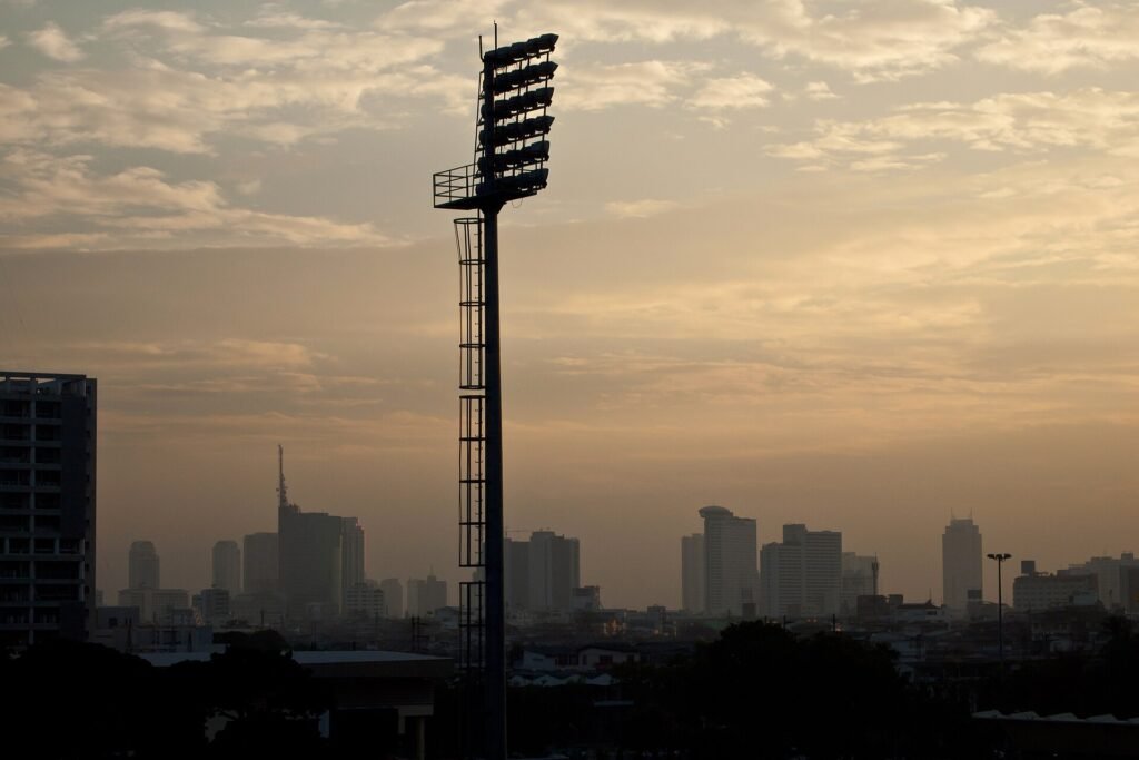 Bangkok skyline at sunset, Bangkok, Thailand, Bangkok, a popular medical tourism destination