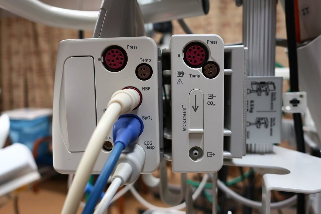 Philips IntelliVue M3002A X2 medical monitor at Campbell County Memorial Hospital in Gillette, Wyoming (input output), a patient monitor of the kind used in cardiac care