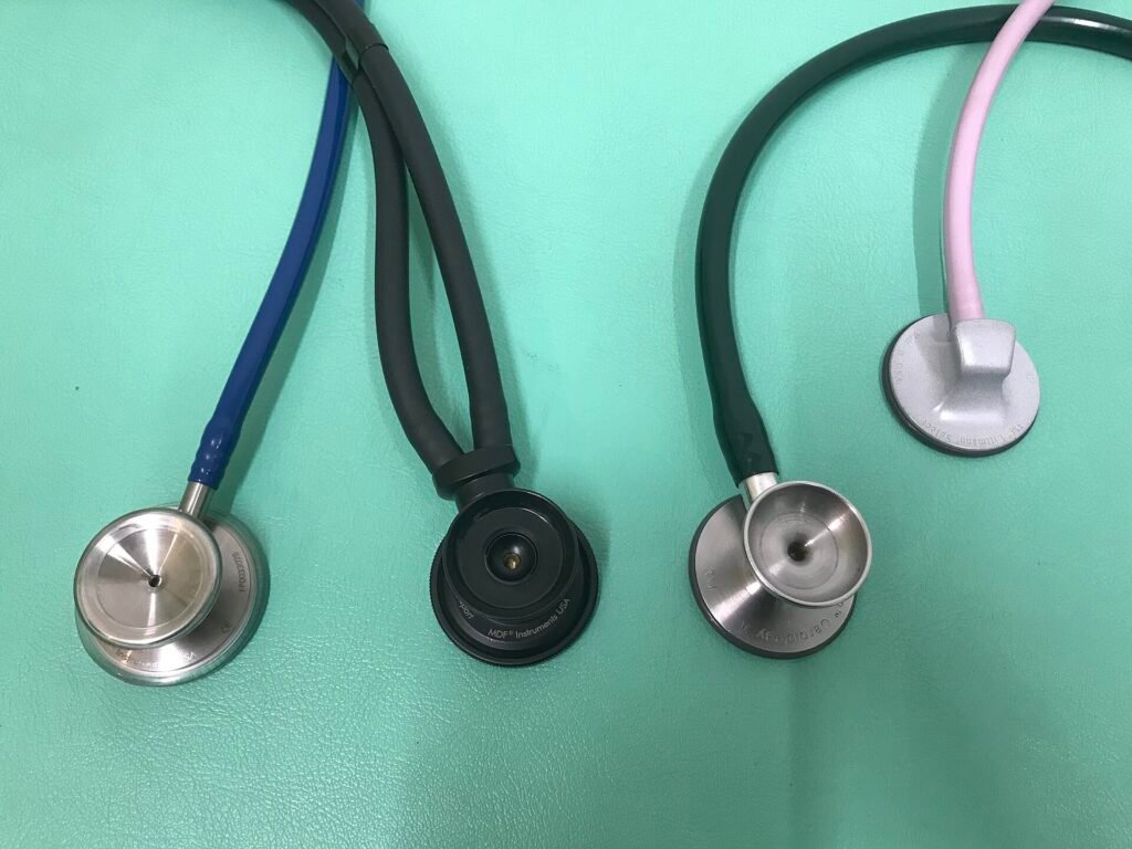 Stethoscope-ja-2019, representing specialist kidney care